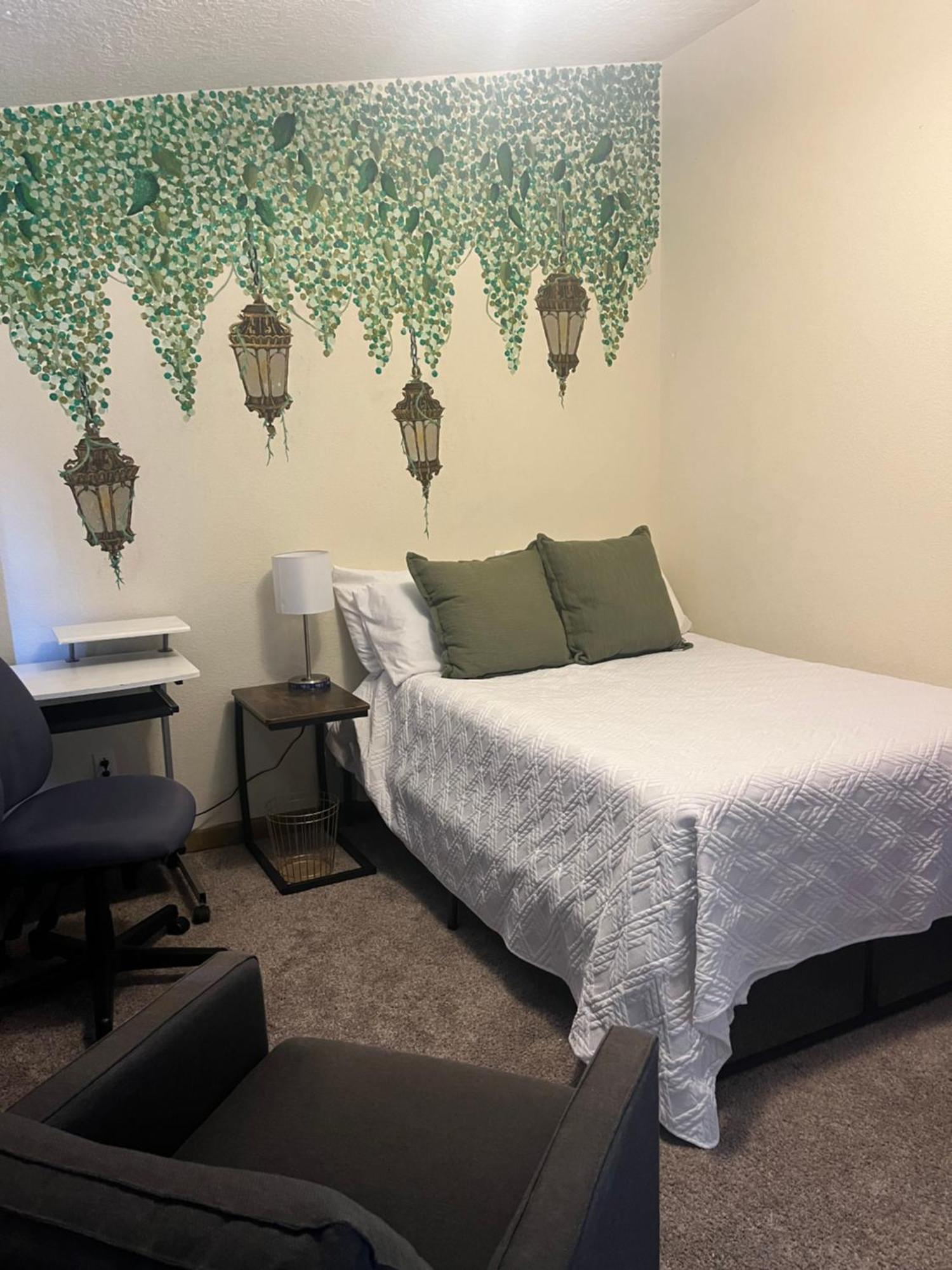 Paradise Oasis Near Lake *Full Body Massage Chair* Longview Esterno foto